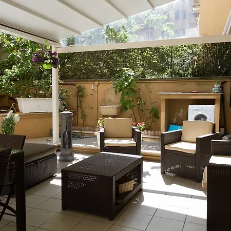 Vacanze Romane Con Giardino Сasa de vacaciones *