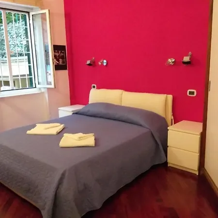 Holiday home Vacanze Romane Con Giardino